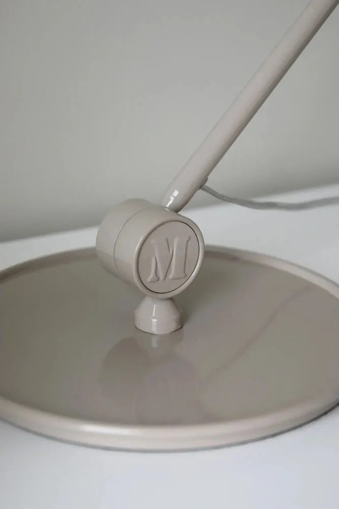 Lampada da tavolo greige con paralume in metallo (altezza totale 47 cm) Tilt – Markslöjd