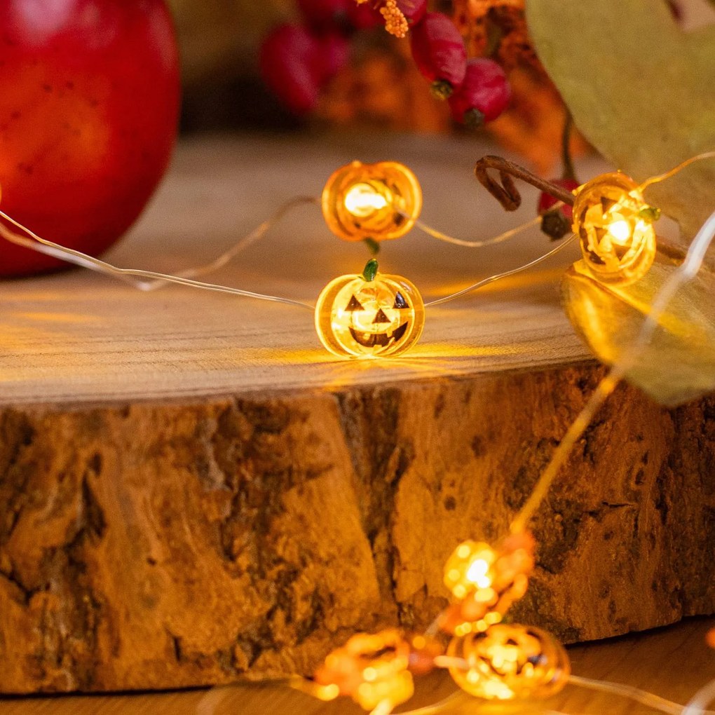 Lindby Ghirlanda luminosa LED Titciana, zucca, Halloween, 320 cm