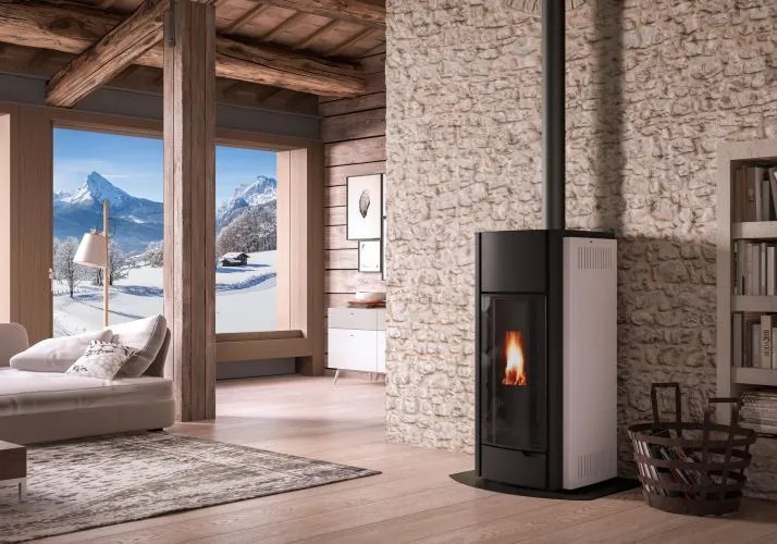 Palazzetti Julie 9 US Pro 2 Stufa ermetica A Pellet ecofire ad aria Con Rivestimento in metallo Bianco