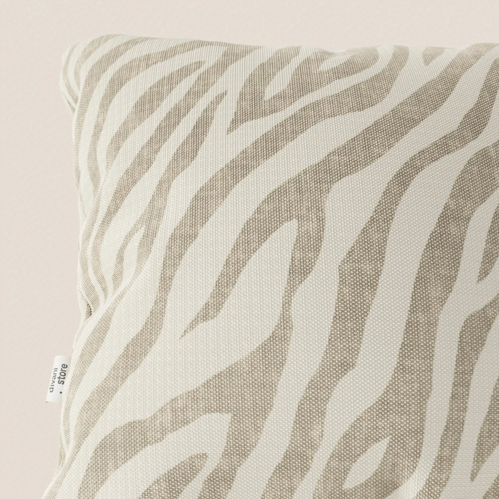 Stripe cuscini geometrici in tessuto Idrorepellente disponibile in diversi colori beige