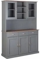 Credenza a 3 ante chiuse 2 vetrine e 3 cassetti, in pino massello verniciato grigio con top e finiture color marrone, 131x45x191 cm