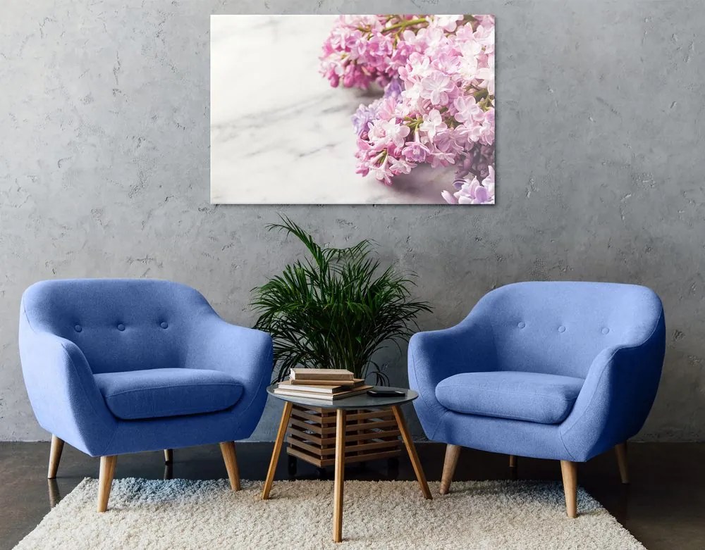 Quadro su tela – Splendidi fiori su sfondo di marmo