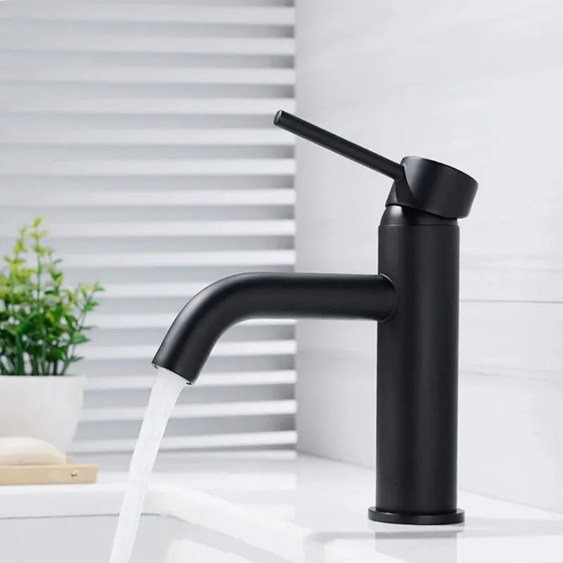 Rubinetto da lavabo Rea Lungo Black Low