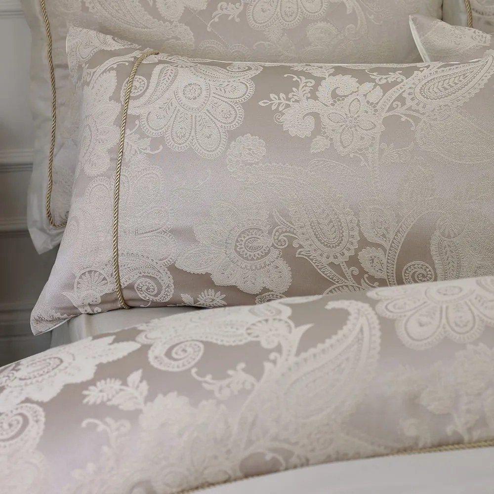 Set copripiumino e federa marrone chiaro in jacquard per letto matrimoniale 200x200 cm Opulent Jacquard – Catherine Lansfield