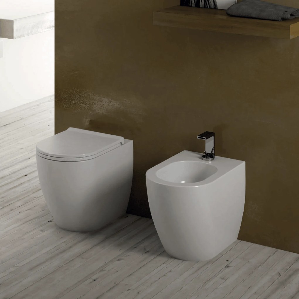 Coppia Di Sanitari a Terra Senza Brida Ceramica Cielo "Smile 53" Bianco Lucido