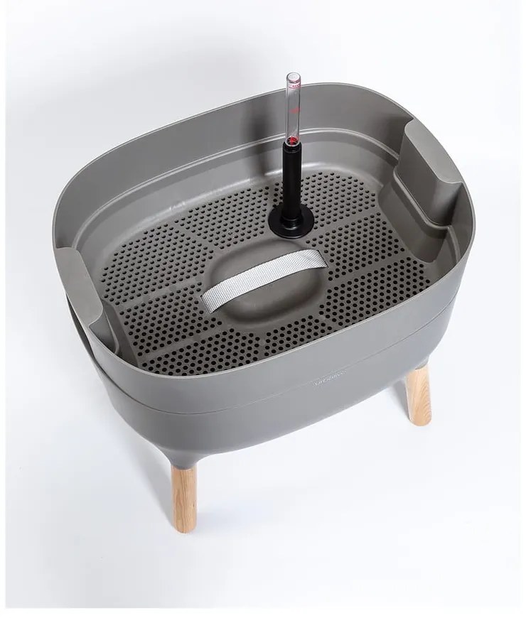 Vaso per coltivazione in plastica con sistema di auto-irrigazione Urbalive – Plastia