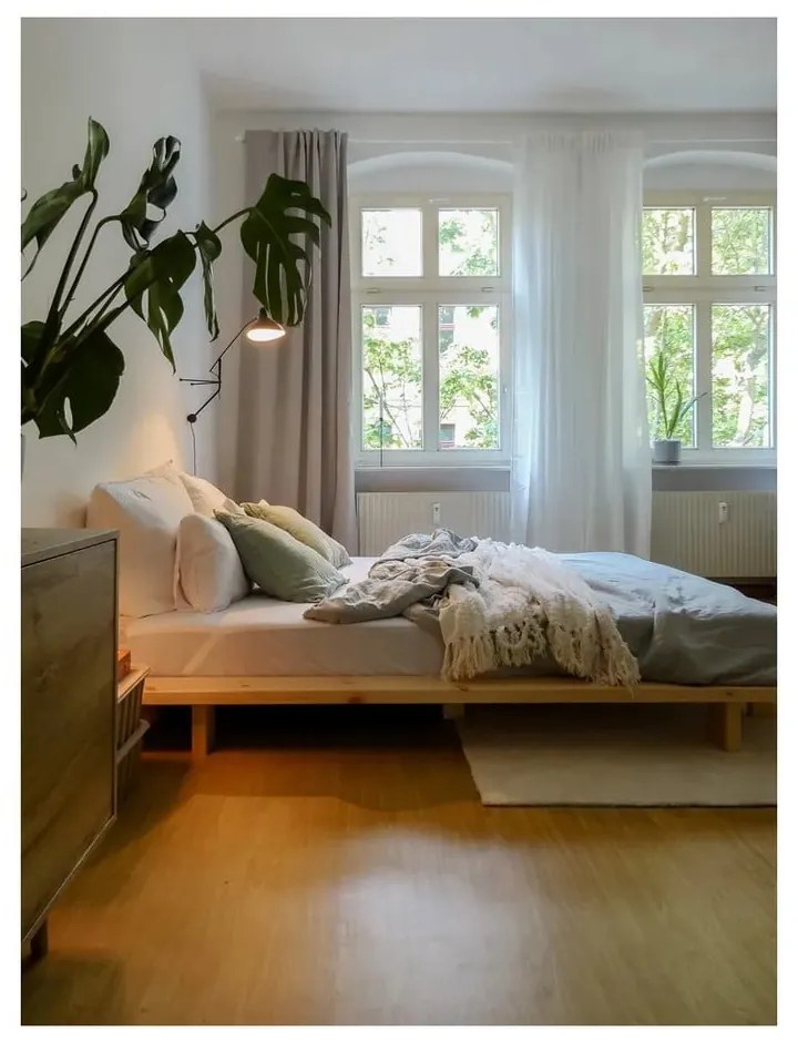 Letto matrimoniale in legno di pino con griglia color naturale 140x200 cm Japan - Karup Design