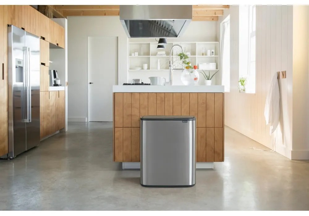 Bidone in acciaio touch per raccolta differenziata in argento opaco 60 l Bo Touch Bin - Brabantia