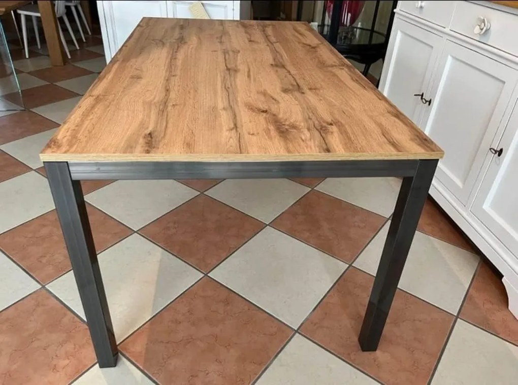 Tavolo da pranzo allungabile moderno  140 x 80