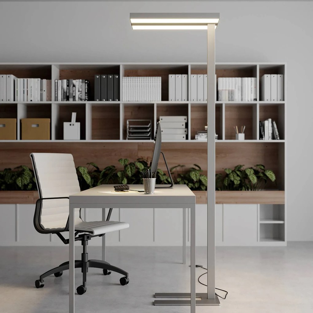 Lampada LED da pavimento Logan Basic, argento, 6.000 lm, dimmerabile Arcchio,, Alluminio / Grigio / Zincato, Studio / Ufficio, Alluminio, Moderno