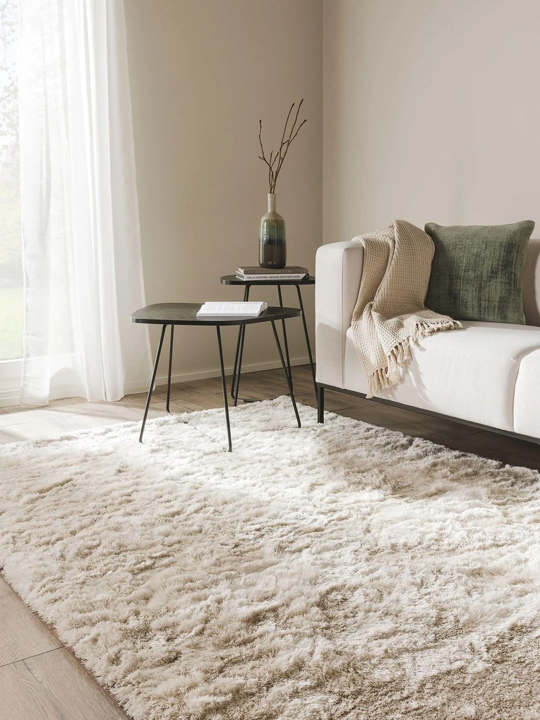 benuta Nest Tappeto a pelo lungo Whisper Beige 140x200 cm - Tappeto design moderno soggiorno