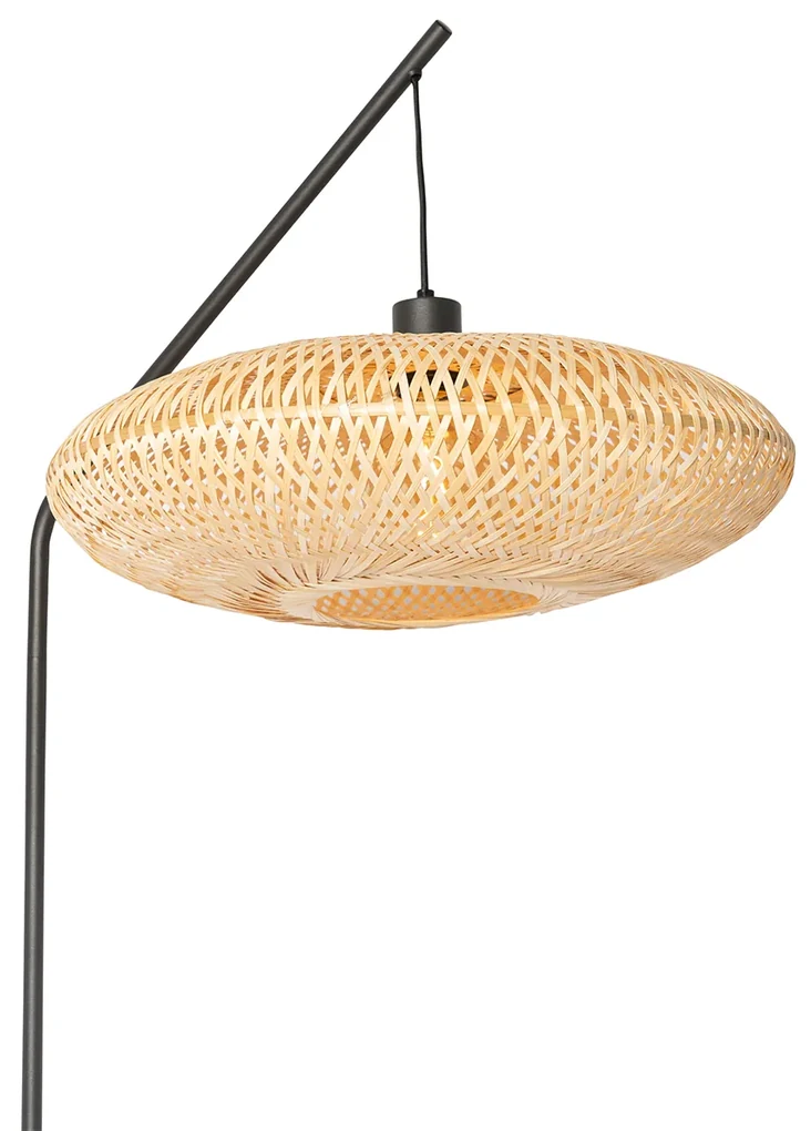 Lampada da pavimento Nias in rattan e tessuto