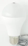 Lampadina led con sensore crepuscolare e27 12w 1250lm 4000k 220° 65...