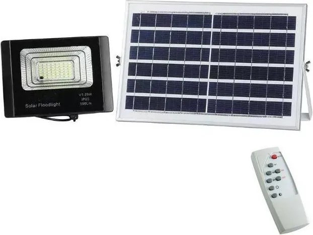 Faretto solare LED dimmerabile 12W 3,2V 6000K IP65 con telecomando