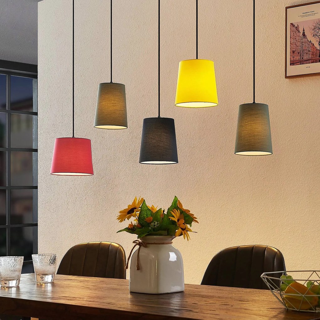 Lindby Lampada a sospensione Amilia, tessuto, a 5 luci, rosso/grigio/giallo, E27