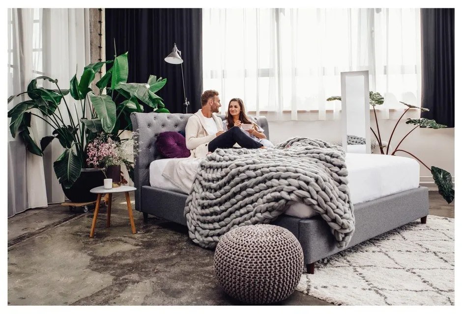 Poggiapiedi grigio con rivestimento in lavorato a maglia Jagger – Bonami Essentials