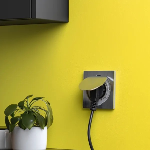 Brilagi - Presa a pavimento da incasso per esterno IP55 cromo opaco quadrato