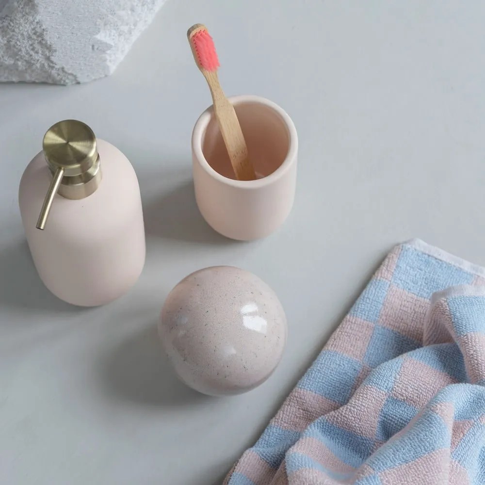 Telo da bagno in cotone biologico blu-rosa 70x133 cm Retro - Mette Ditmer Denmark