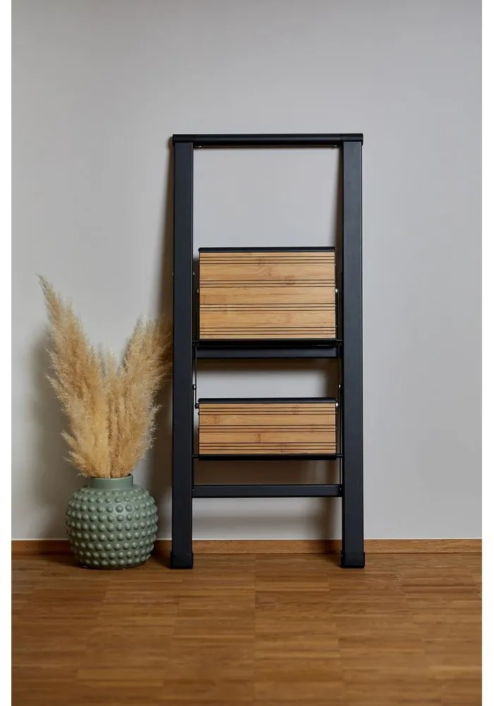 Scala pieghevole antiscivolo in alluminio nero Stepladder II. - Wenko