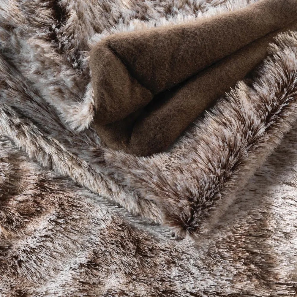 Coperta marrone in pelliccia finta 180x220 cm Antartic – douceur d'intérieur