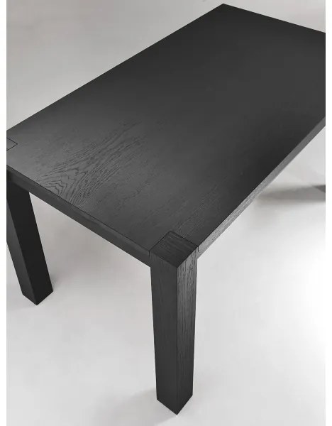 Tavolo da pranzo allungabile a 190 cm BLADE in legno Nero