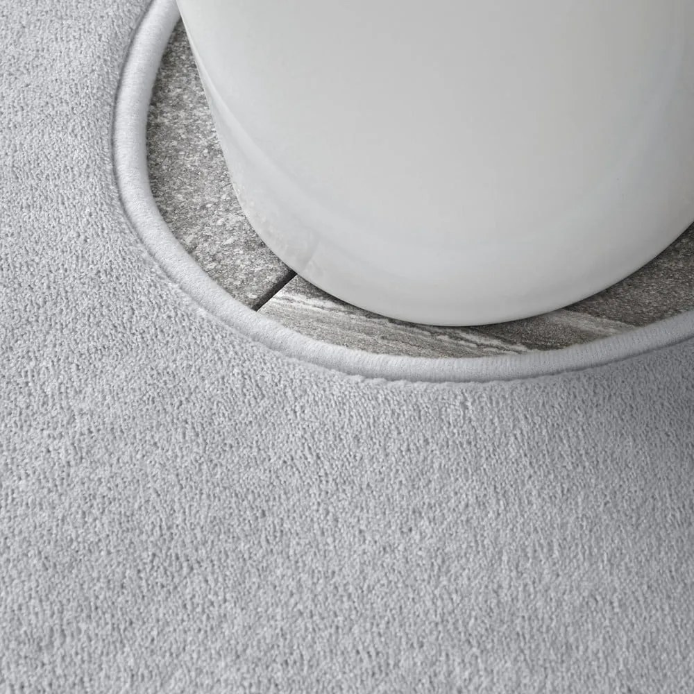 Set di tappetini per il bagno grigio chiaro in memory foam 2 pz per WC 50x80 cm Anti-Bacterial – Catherine Lansfield