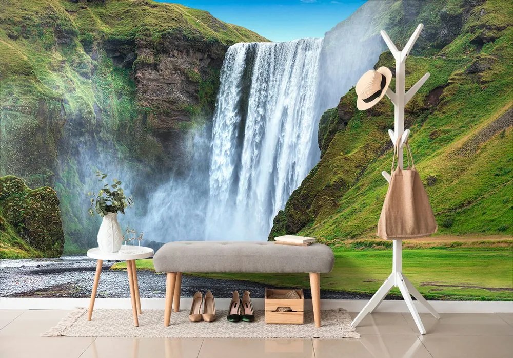 Carta da parati autoadesiva – Cascata iconica in Islanda