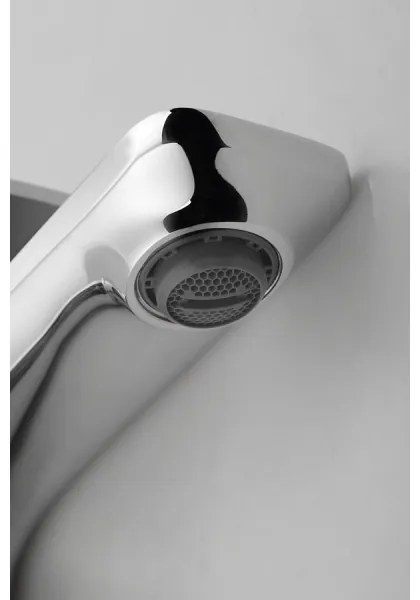 Aqualine - Rubinetto del lavandino FACTOR cromo lucido