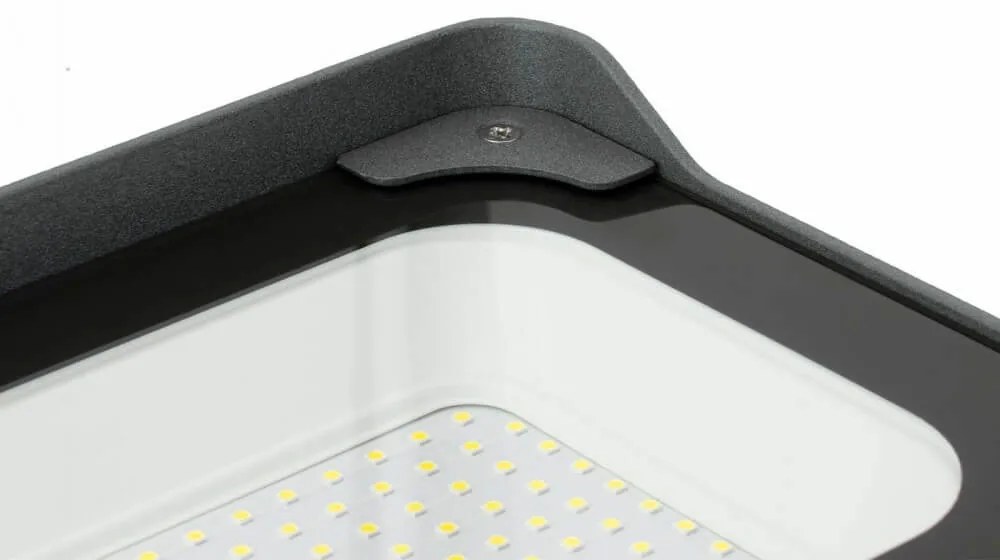 Proiettore LED 200W, IP65,165lm/W per Impianti Sportivi,driver Philips Colore Bianco Naturale 4.000K