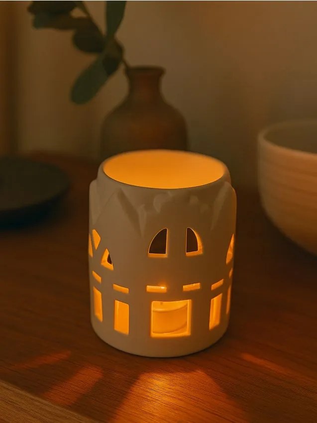 Sinsay - Diffusore di oli essenziali a forma di casa - panna