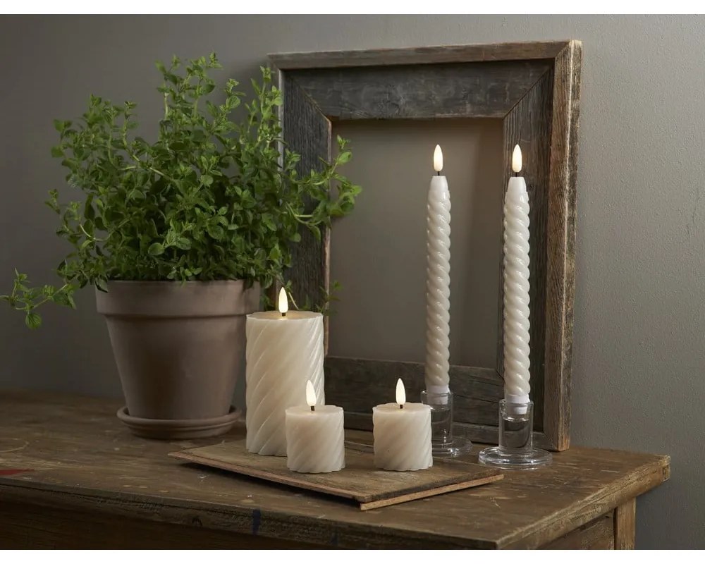 Candela LED (altezza 15 cm) Flamme Swirl - Star Trading