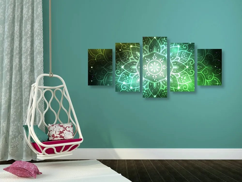 Quadri 5 pezzi – Mandala con sfondo galattico in tonalità di verde