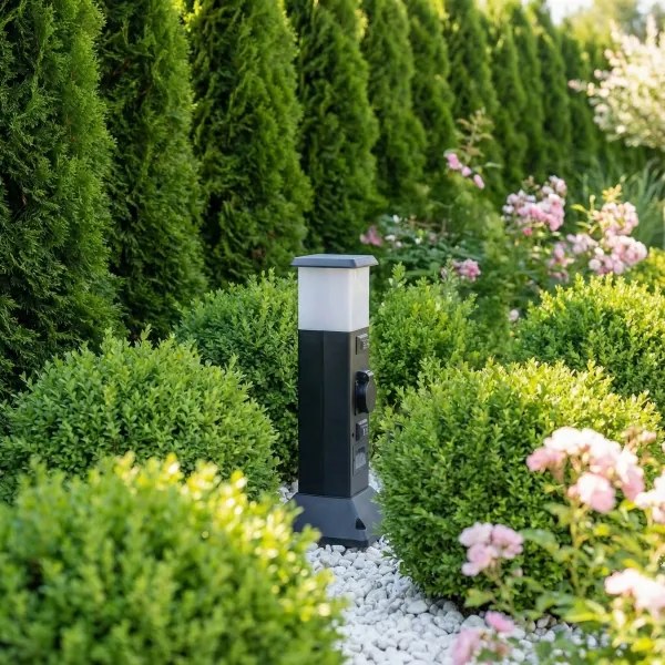 Brilagi - Lampada da esterno con 2 prese SCHUKO, 1x attacco E14 (max 15W), 230V, IP44, nera