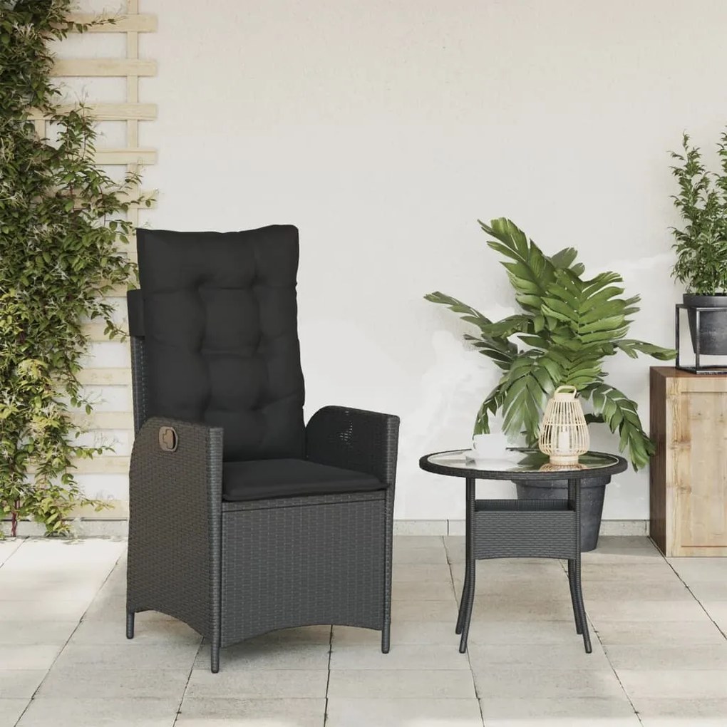 Sedia reclinabile da giardino con cuscini nera in polyrattan