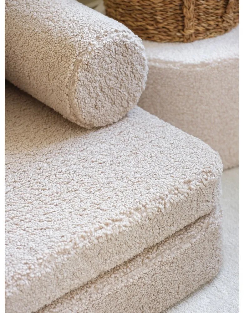 Divano per bambini marrone chiaro con rivestimento in bouclé 132 cm Settee – Wigiwama