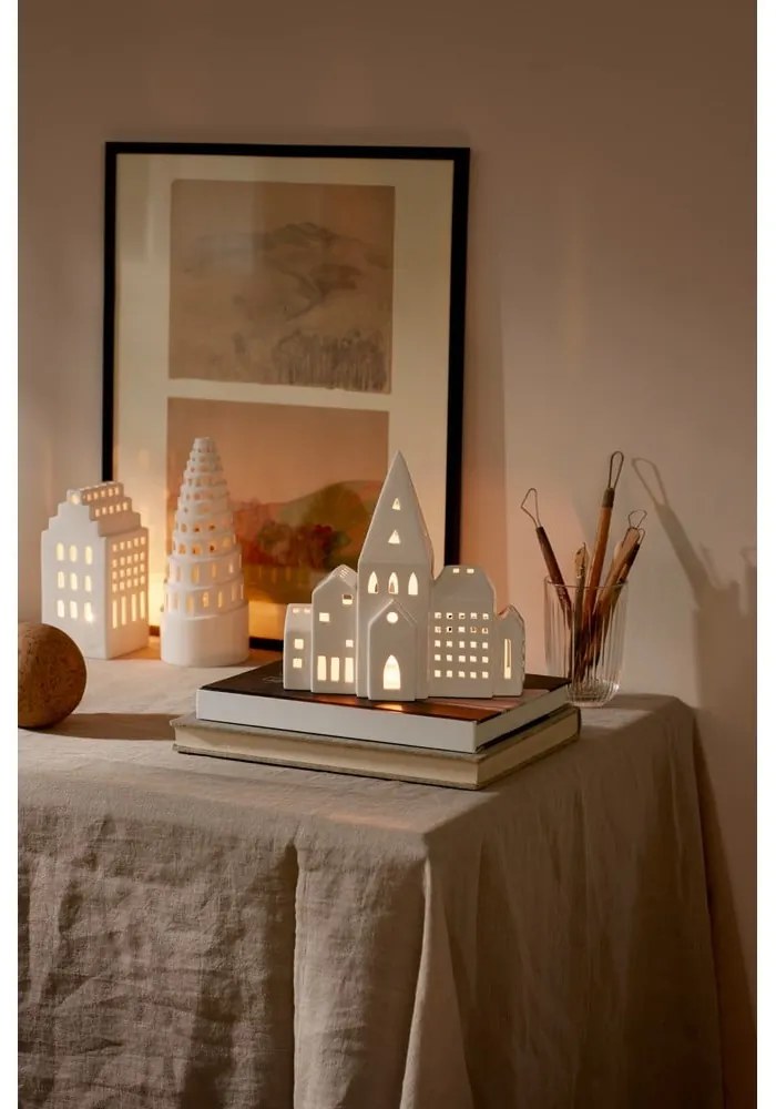 Portacandele in ceramica per tea light Urbania Lighthouse City - Kähler Design
