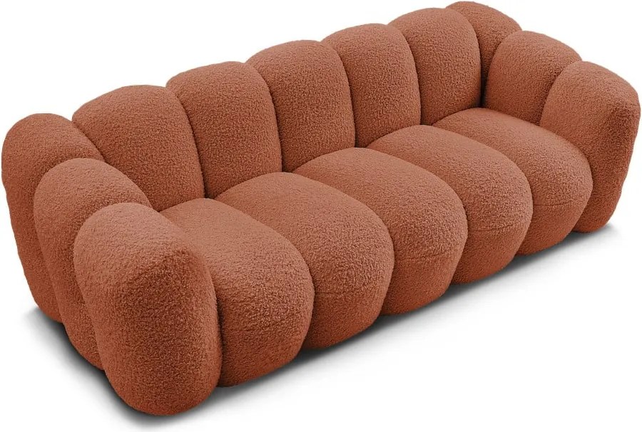 Divano color mattone con rivestimento in bouclé 232 cm Hippolyte – Bobochic Paris