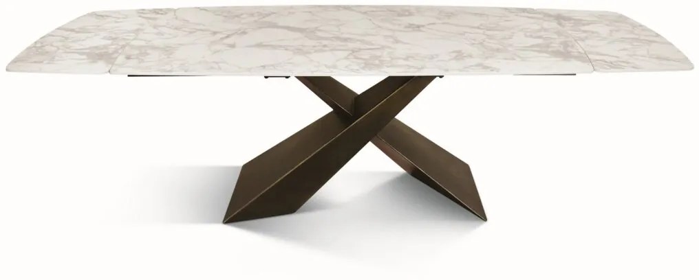 Tavolo FIGARI in vetroceramica bianco arabesco con gambe a X in metallo bronzo, allungabile 160&#215;90 cm &#8211; 240&#215;90 cm