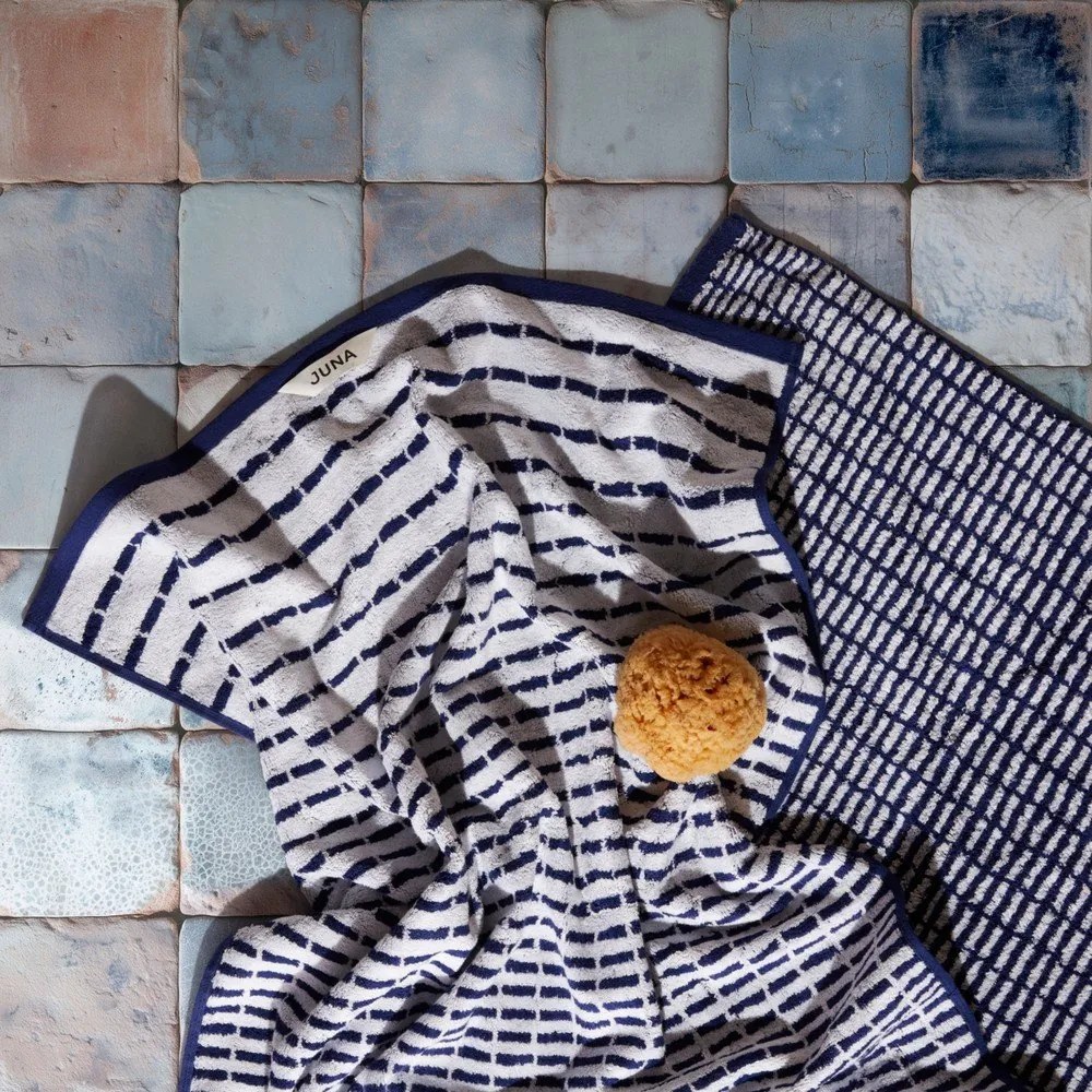 Asciugamano tipo terry bianco/blu in misto bambù 50x100 cm Nuance – JUNA