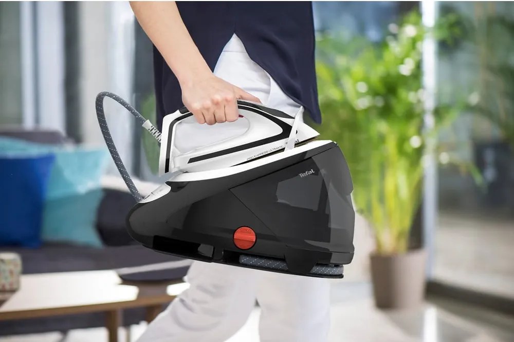 Ferro da stiro con caldaia Express Ultimate GV9550 - Tefal