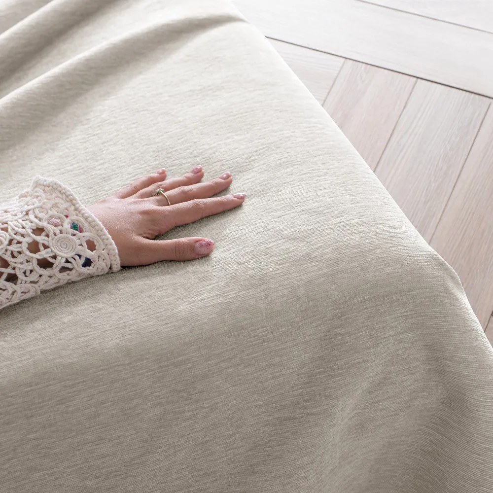 Copriletto beige in ciniglia 220x240 cm Talo – Filumi