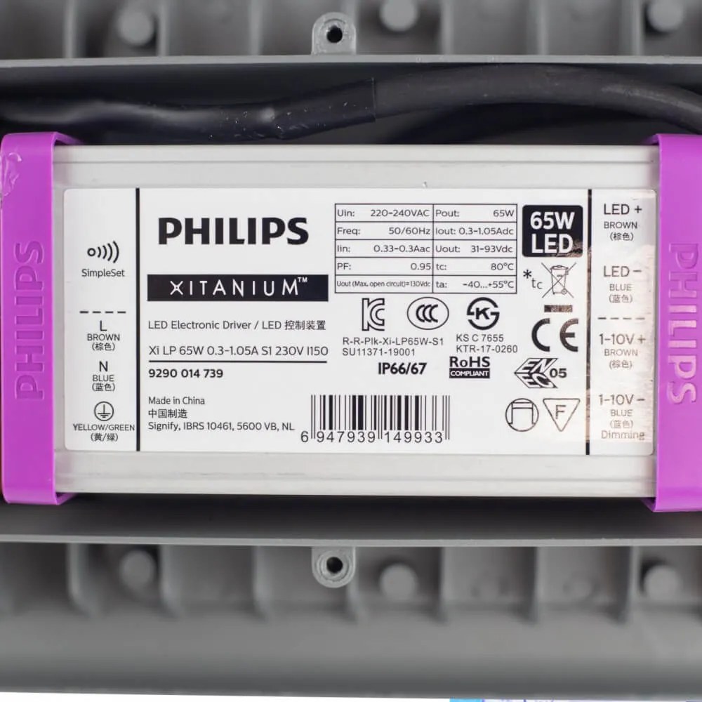 Armatura Stradale 65W Programmabile,1-10V,Classe II con driver Philips Colore Bianco Naturale 4.000K