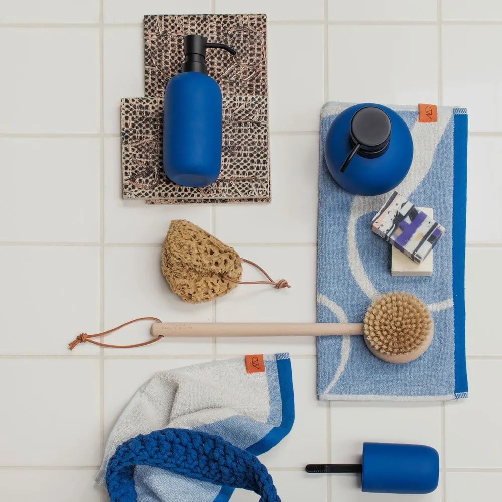 Asciugamani bianchi e blu in set da 2 pezzi in cotone biologico 50x90 cm Nova Arte - Mette Ditmer Denmark