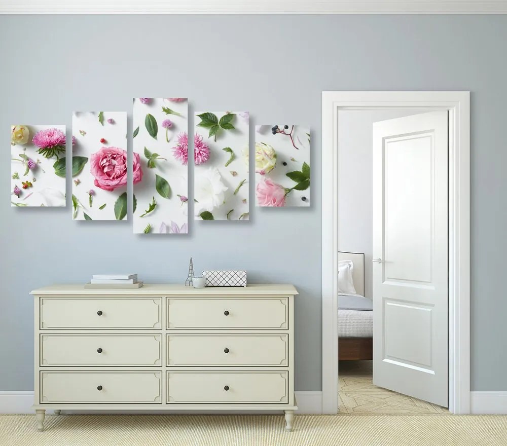 Quadri 5 pezzi – Delicata natura morta di fiori