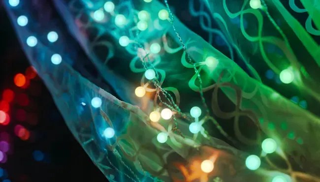 Catena luminosa da esterno Con Pannello Solare a Bulbo 150 Led