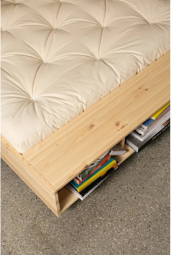 Letto matrimoniale di colore naturale in pino massiccio con rete inclusa 140x200 cm Merge – Karup Design