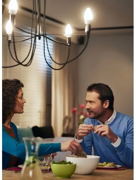 Lampadina LED Philips E14/5,5W/230V 2700K