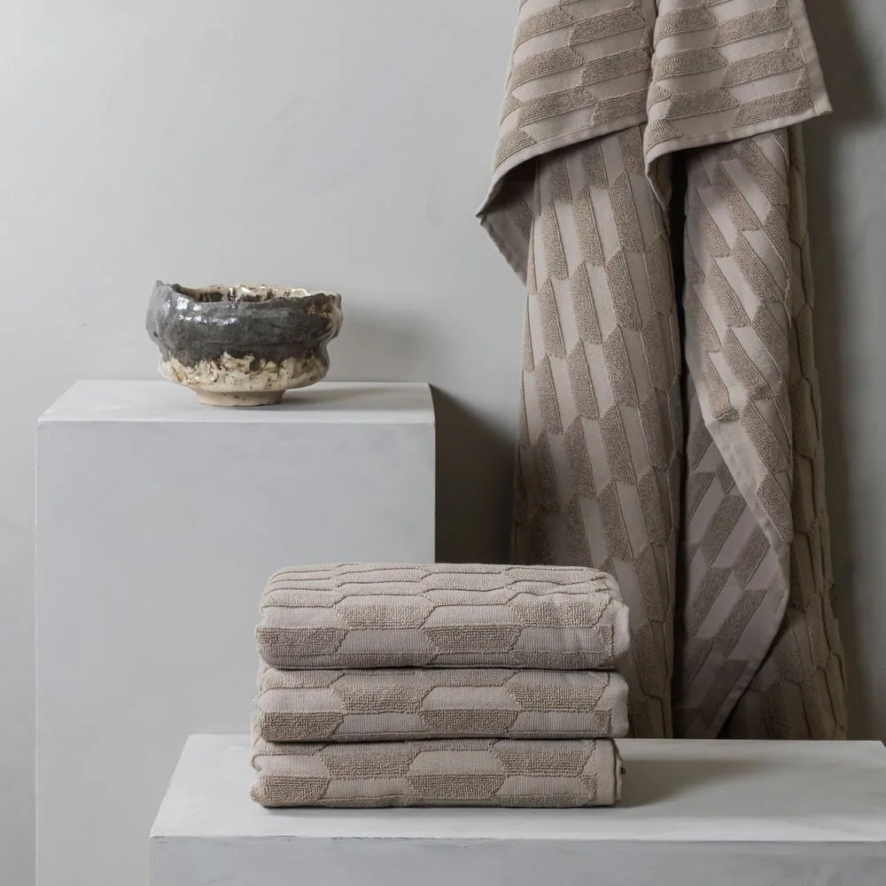 Telo da bagno in cotone beige 70x133 cm Geo - Mette Ditmer Denmark