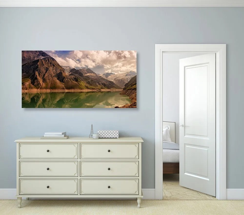 Quadro su tela – Lago tra le montagne