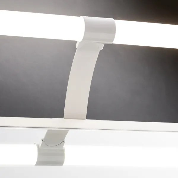 Brilagi - Lampada LED per specchio da bagno TUBEO LED/8W/230V 60 cm IP44 bianco